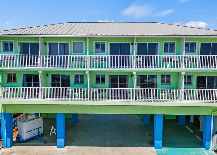 Oceanfront Inn Room #18- Ocean View Balcony